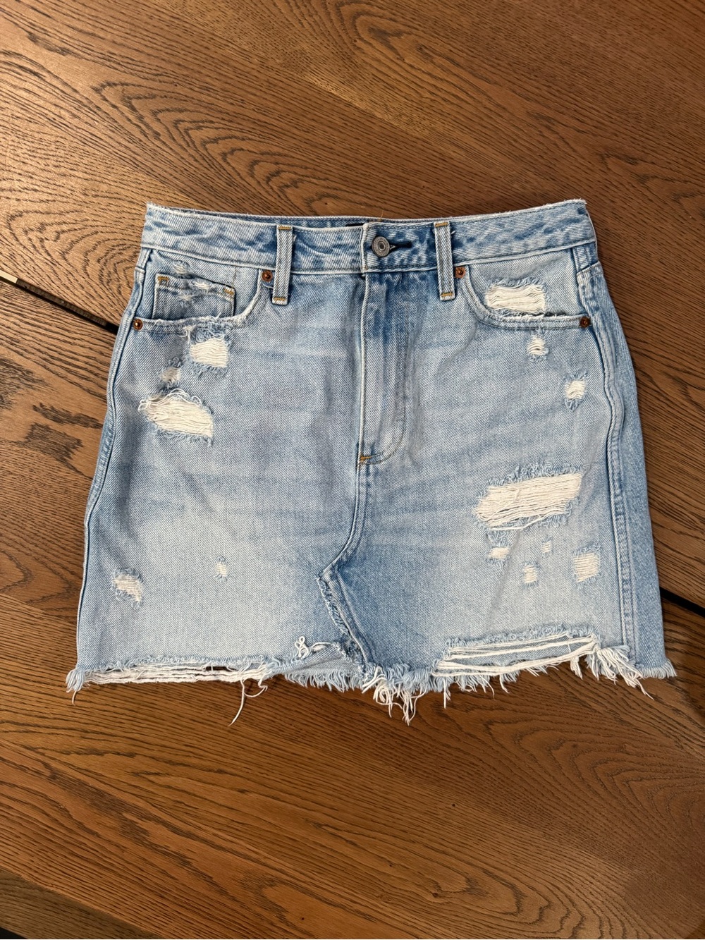 Abercrombie & Fitch Light Wash Distressed Denim Mini Skirt